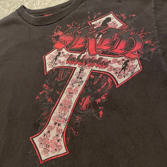 Vintage Skin Industries Cross Metallic Tee Shirt Mens Large Vintage 90s Y2K - Picture 2 of 8